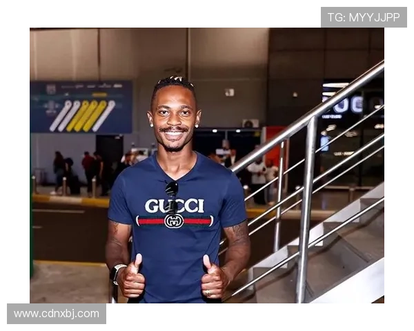 克雷桑身穿巴西9号球衣现场助威激情对决韩国队